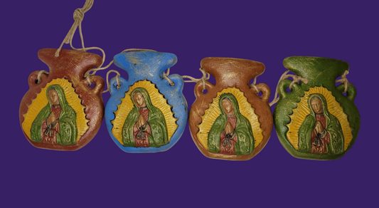 Virgen Colgante de barro