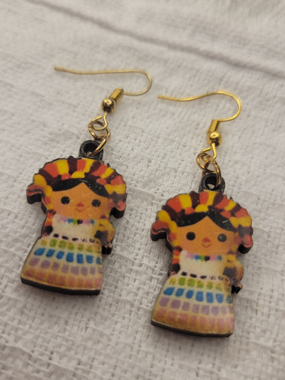 Aretes Lupita hechos de madera